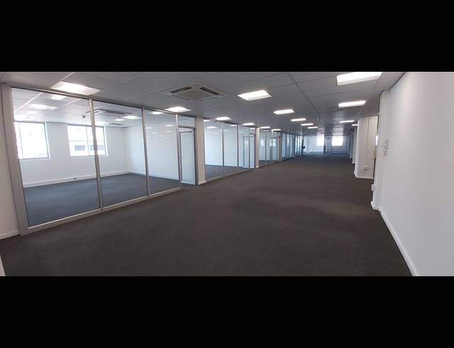 1,424M² OFFICE TO LET IN TYGER VALLEY